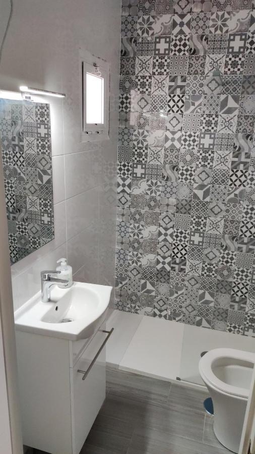 Saltillo Alto Gray Studio. Vistas Al Mar Y Piscina Torremolinos Zewnętrze zdjęcie
