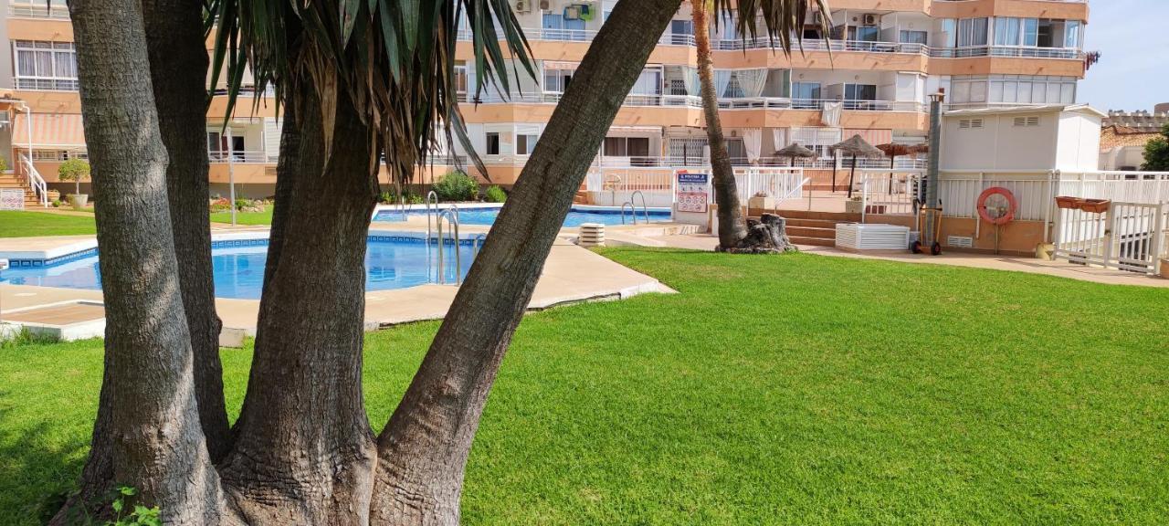 Saltillo Alto Gray Studio. Vistas Al Mar Y Piscina Torremolinos Zewnętrze zdjęcie