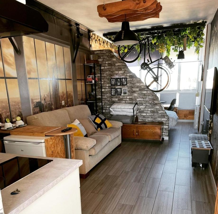 Saltillo Alto Gray Studio. Vistas Al Mar Y Piscina Torremolinos Zewnętrze zdjęcie