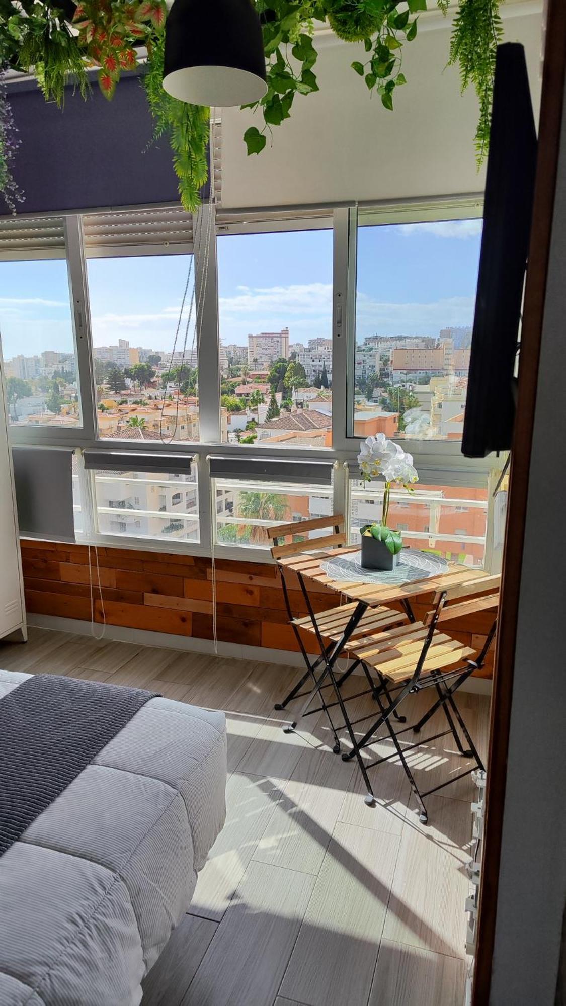 Saltillo Alto Gray Studio. Vistas Al Mar Y Piscina Torremolinos Zewnętrze zdjęcie